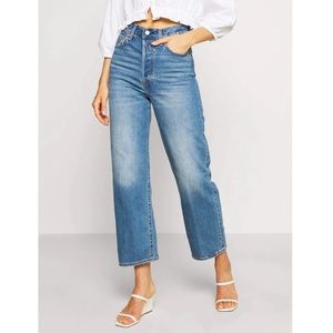 Levi’s Ribcage Straight Ankle